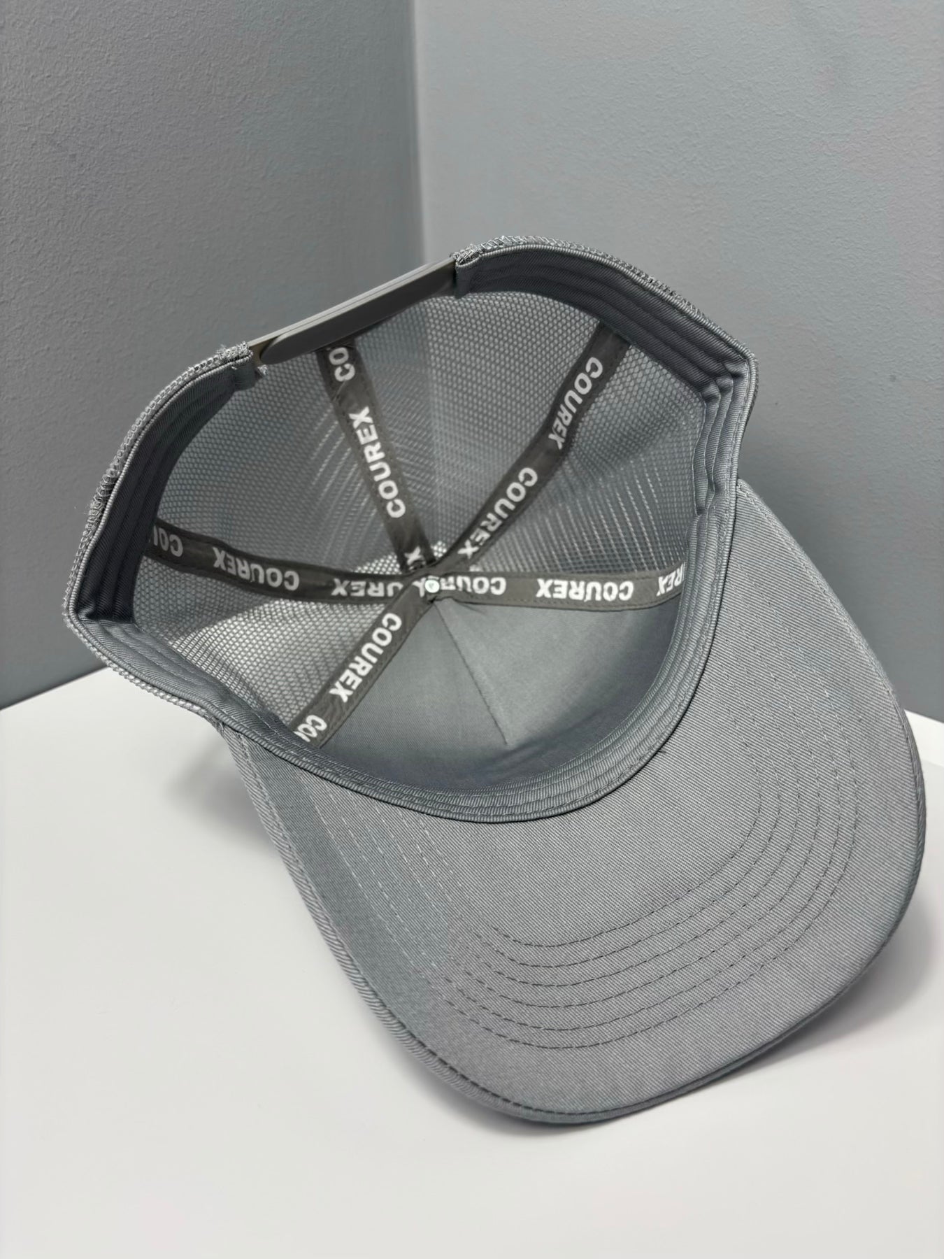 COUREX C LOGO HAT - Grey