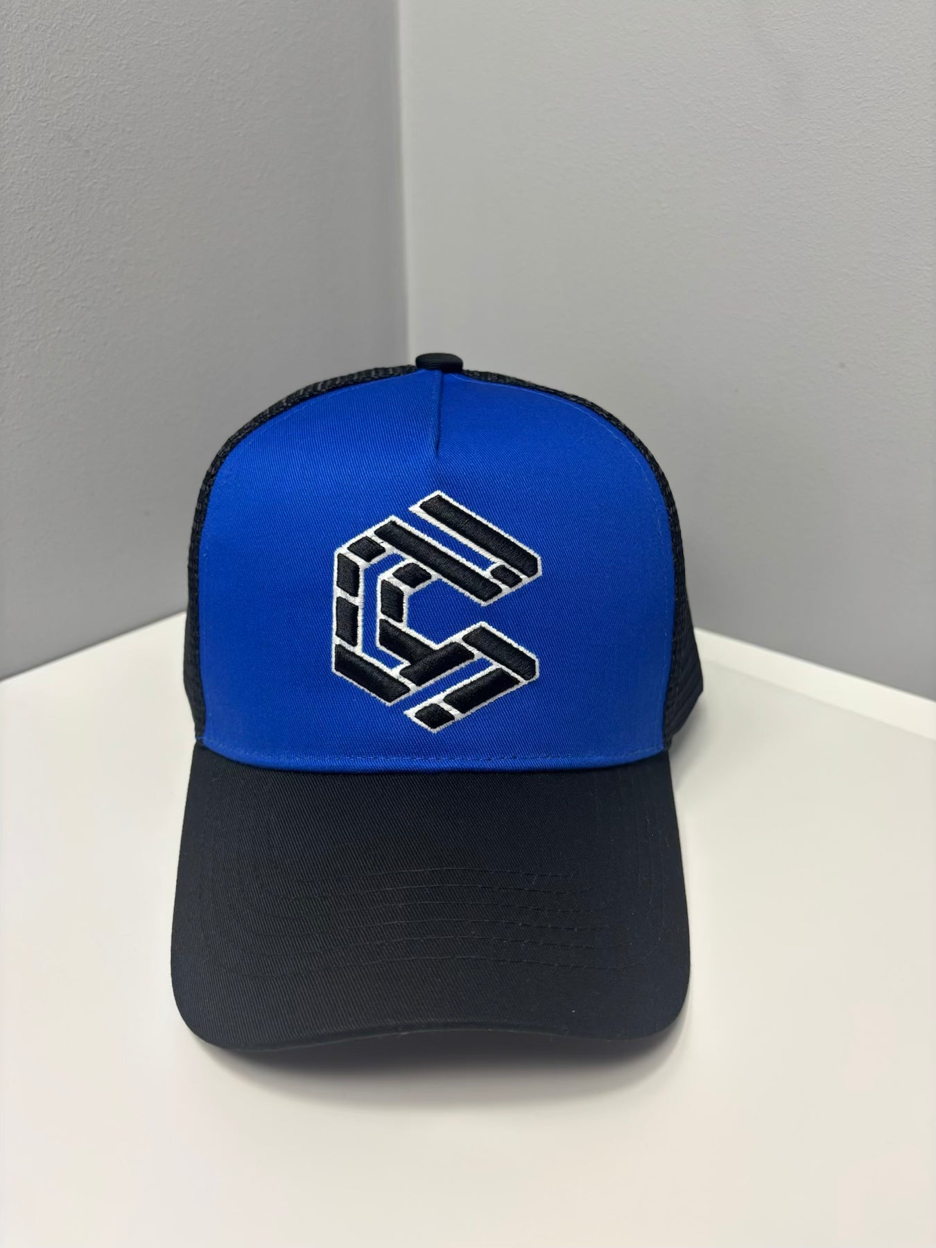 COUREX C LOGO HAT - Black/Blue
